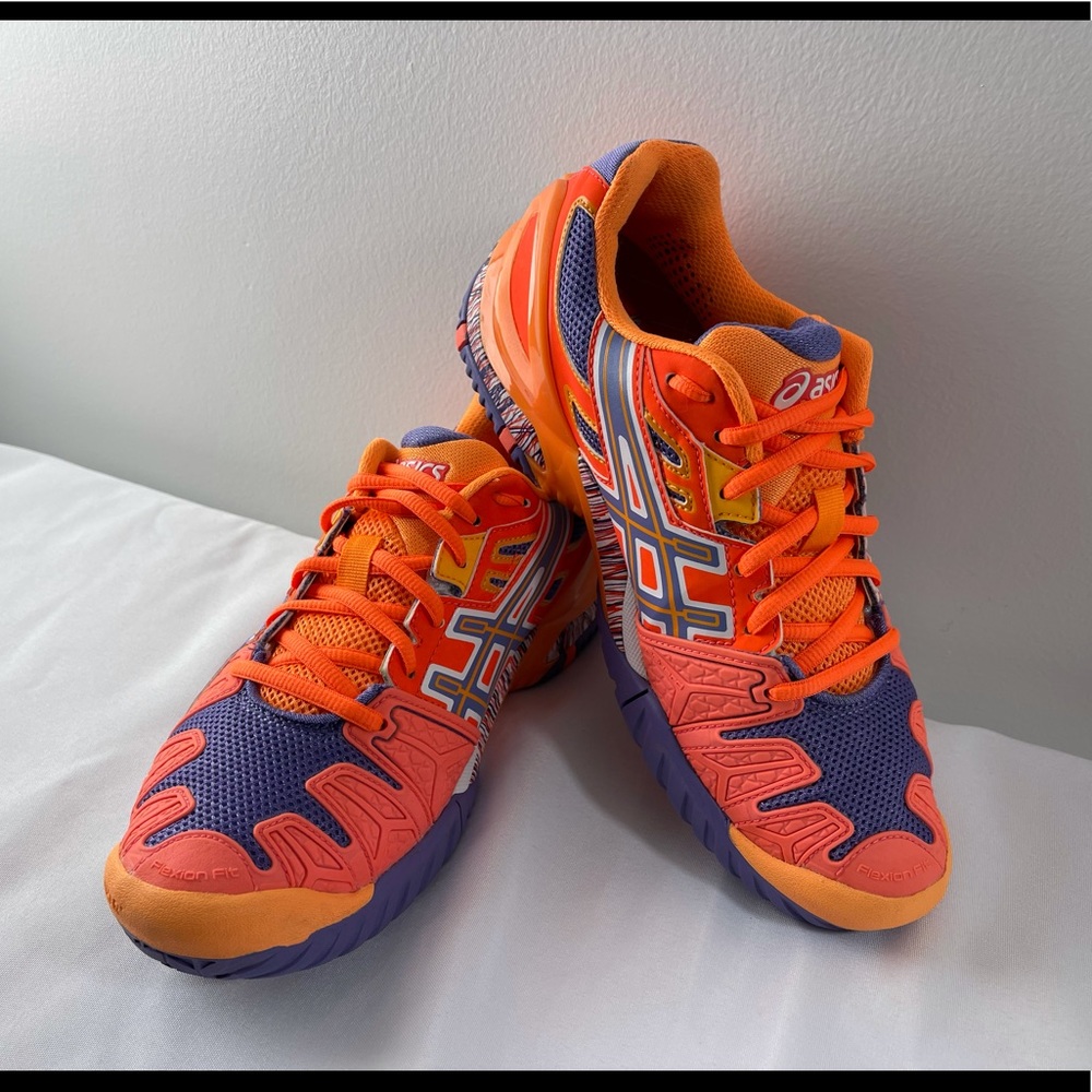Asics E350Y Gel Resolution Running shoes Size 7.5